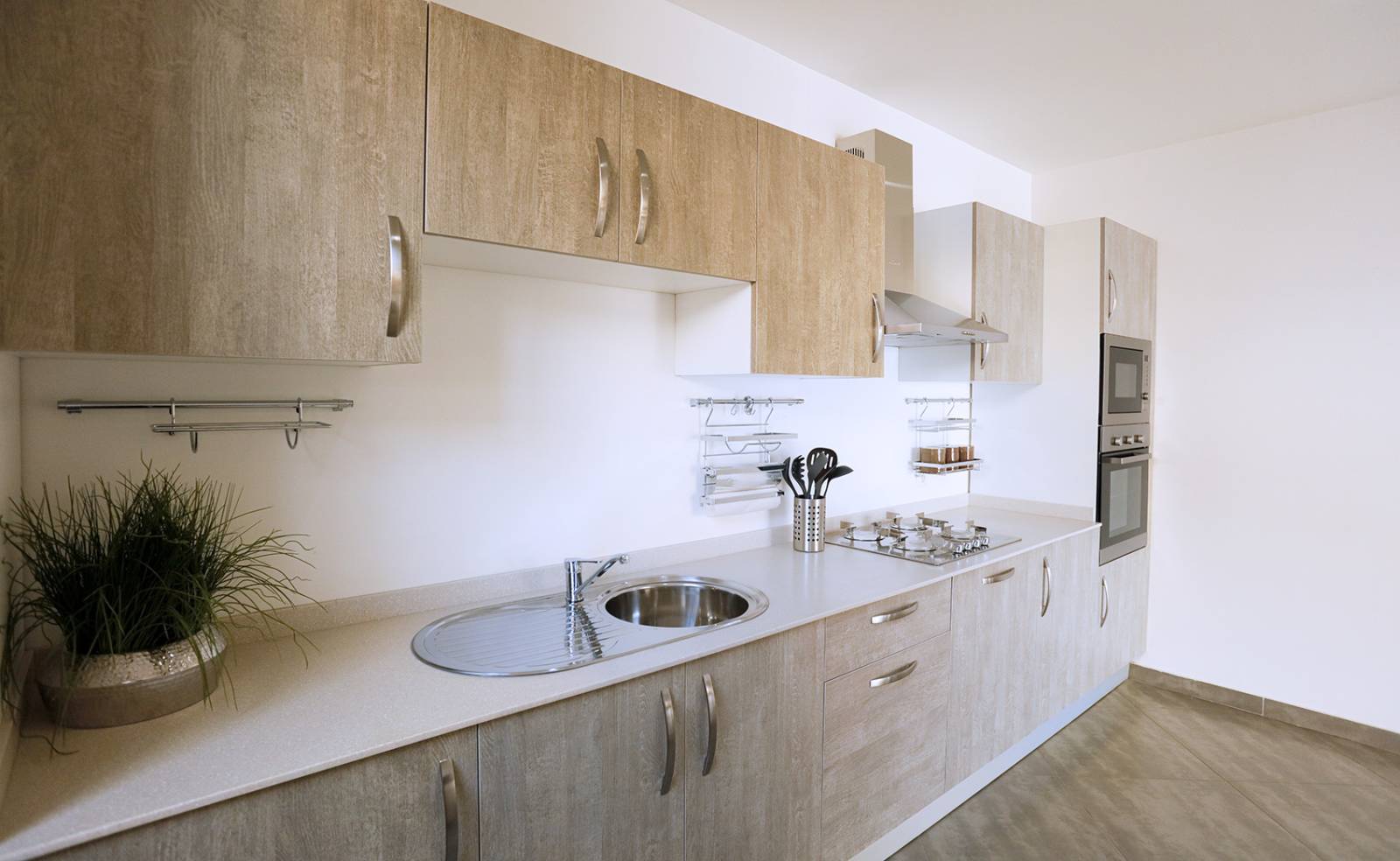 cuisine couleur beige équipée